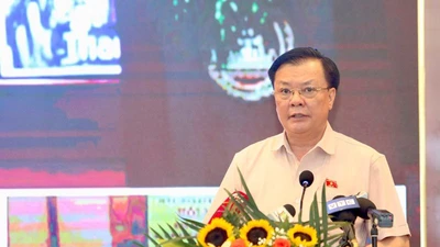 Bí thư Hà Nội: Tôi rất trăn trở vì bà con ở 'rốn lũ' lại không được dùng nước sạch