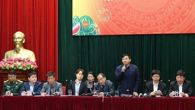 Ngừng thu phí đường dây nóng về virus Corona từ ngày 1-2