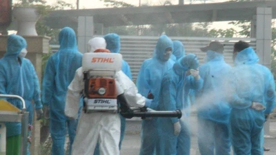 Quy trình đặc biệt đón nhận 120 bệnh nhân COVID-19 từ Guinea