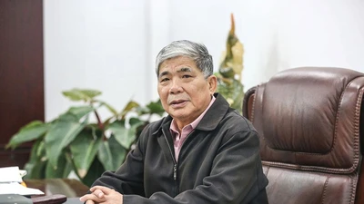 Trước ngày xét xử 'đại gia điếu cày' Lê Thanh Thản, hàng trăm cư dân CT6 lên tiếng