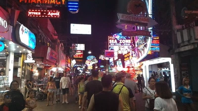 Đừng thắc mắc vì sao Việt Nam thua Thái Lan về du lịch