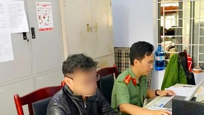 Đăng tin sai sự thật 'công an dừng cứu nạn', 1 admin bị phạt 7,5 triệu đồng