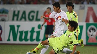 U-19 Việt Nam - U-19 Nhật (2-3): Lại thua