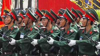 Kỷ niệm 30-4: Diễu binh và bắn pháo hoa tám điểm ở TP.HCM