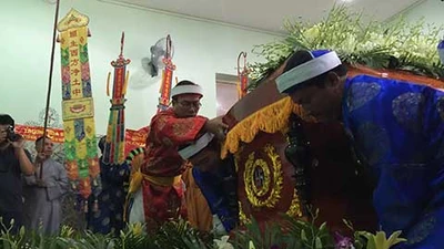 Tiễn đưa GS Trần Văn Khê về đất mẹ