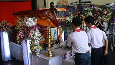 Nhớ hai nhạc sĩ giữ tâm hồn trẻ thơ