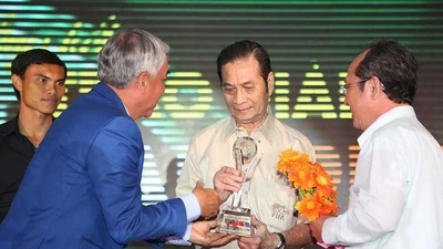 Người thầy đầu tiên được Vinh danh Fair Play