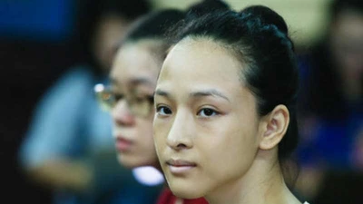 Vì sao hoa hậu Phương Nga im lặng trước tòa?