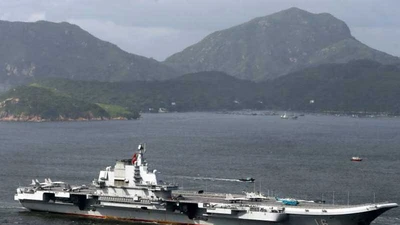 Tàu Mỹ bám tàu sân bay Trung Quốc sát Đài Loan