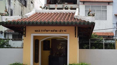 Nhà tưởng niệm liệt sĩ trong trụ sở Cảnh sát PCCC TP.HCM