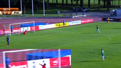 Kinh điển: Cầu thủ phản lưới nhà ở giây 15 của trận đấu