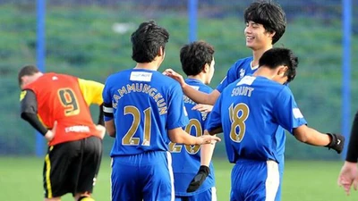 Ông Vichai và kế hoạch dang dở của bóng đá Thái Lan