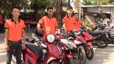 Video: Nhà hàng đưa khách về tận nhà khi đã nhậu