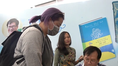 Video:Nguyễn Nhật Ánh ra mắt ‘Đảo mộng mơ’ phiên bản đặc biệt 