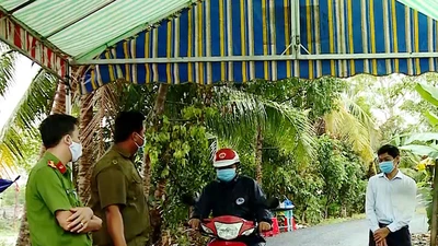 Video: Huyện Long Hồ lập chốt kiểm dịch tại các địa bàn giáp ranh Đồng Tháp