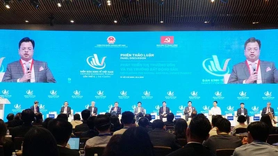 Video: Khai mạc Diễn đàn Kinh tế Việt Nam 2022