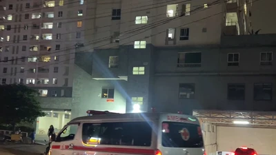 Video: Một cô gái nghi rơi từ tầng cao chung cư xuống tử vong