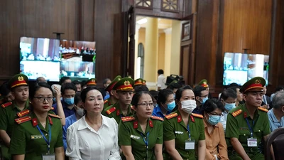 VKS đọc 43 trang cáo trạng ngày đầu phiên xử vụ Vạn Thịnh Phát