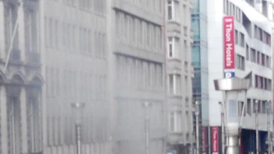 Nổ liên tiếp tại nhà ga ​Brussels: Nước Bỉ chấn động