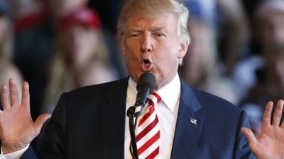 Ông Trump muốn hoãn hầu tòa đến sau nhậm chức