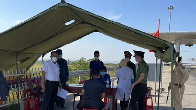 Quảng Nam: 20 công an là F1 của ca nghi nhiễm COVID-19