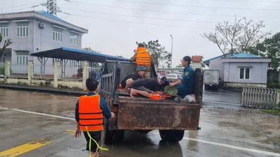 Vụ 8 người ngạt khí: Lúc phát hiện máy phát điện đang nổ, cửa đóng kín