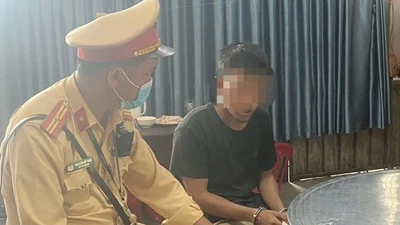 Vừa ra tù 10 ngày đã bị bắt vì trộm cắp xe máy