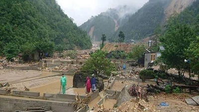 Mưa lũ quét ở Lai Châu: 6 người chết, 11 người mất tích 