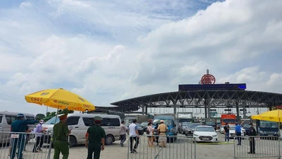 Công bố đường dây nóng hỗ trợ doanh nghiệp vận tải