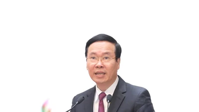 Bộ Chính trị: Phấn đấu hoàn thành tuyến đường sắt tốc độ cao Bắc-Nam trước 2045