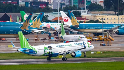 Hàng không đề xuất kích hoạt chính sách thời COVID-19 và tăng trần giá vé máy bay