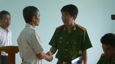 Ông Huỳnh Văn Nén chính thức được tự do 