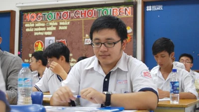 Clip toàn cảnh kỳ thi THPT quốc gia 2016 