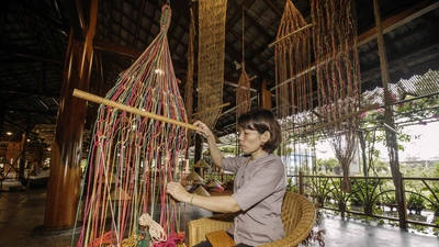 Đến Làng nghề Trường Sơn chiêm ngưỡng các kỷ lục 