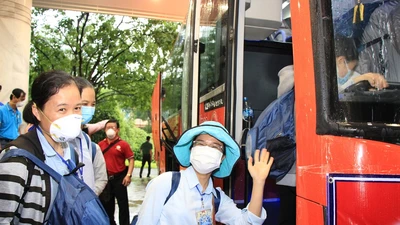 TP.HCM: Tình nguyện viên các tôn giáo tham gia chống dịch COVID-19