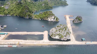 Dự án nghi lấn vịnh Hạ Long: Bộ VH-TT&DL yêu cầu Quảng Ninh khẩn trương kiểm tra