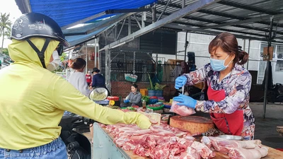 Thay đổi thói quen, cắt giảm chi tiêu khi giá xăng dầu tăng cao