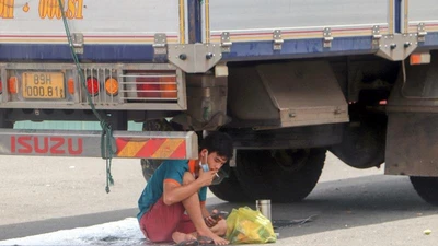 Cần Thơ: Tài xế vui như Tết khi được di chuyển sau 3 ngày nằm chờ