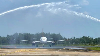 Chuyến bay thẳng đầu tiên từ Quảng Ninh đến Cần Thơ 