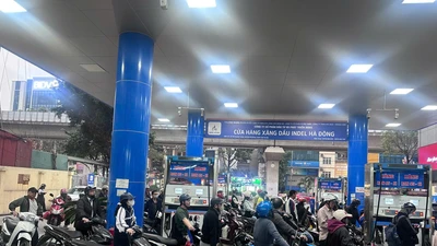 Bộ Công an cùng phối hợp kiểm tra, xử lý tình trạng găm hàng xăng dầu chờ tăng giá