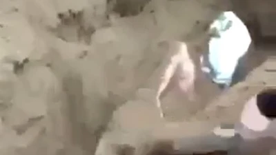 Công an đang điều tra vụ video 'chôn sống' câu like