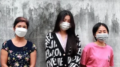 ‘Bà trùm' thuê cô gái 17 tuổi điều hành đường dây lô đề