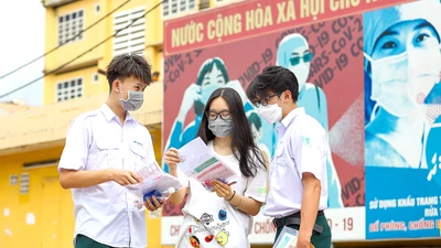 Hơn 993.000 thí sinh bước vào kỳ thi tốt nghiệp THPT đặc biệt