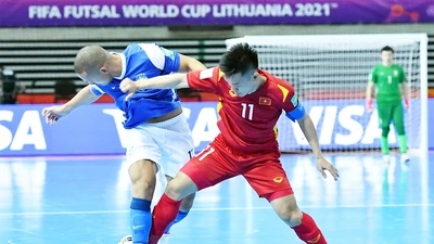 Brazil quá mạnh với sự vượt trội toàn diện nhưng đấy là trận đấu để các tuyển thủ Việt Nam học hỏi và vỡ ra rất nhiều. Ảnh: VFF 