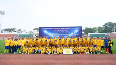 50 năm bóng đá Hải Quan và chiếc áo số 24 nhớ về những đồng đội đã khuất