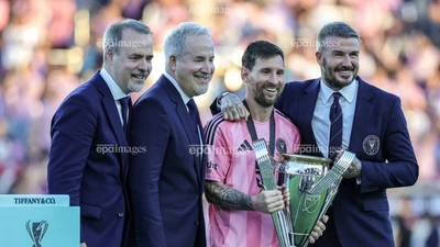 Beckham chơi lớn: Âm mưu đưa Ronaldo đá chung với Messi