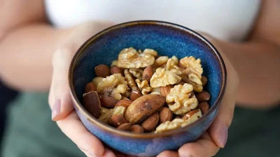 Muốn hạ huyết áp hãy bổ sung ngay 4 loại hạt này