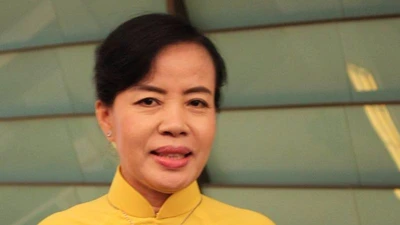 Bộ trưởng cũng mới, nên bauxite trả lời bằng văn bản