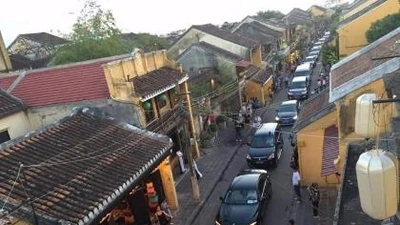 Thủ tướng xin lỗi việc đoàn xe công đi vào phố cổ Hội An 