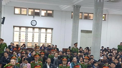 Phạm Công Danh:Anh Thắm nói tôi lừa đảo là xúc phạm tôi